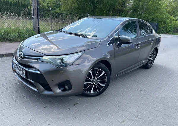 Toyota Avensis cena 57900 przebieg: 170000, rok produkcji 2018 z Piekary Śląskie małe 407